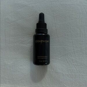 EIGHTH DAY
REGENERATIVE SERUM